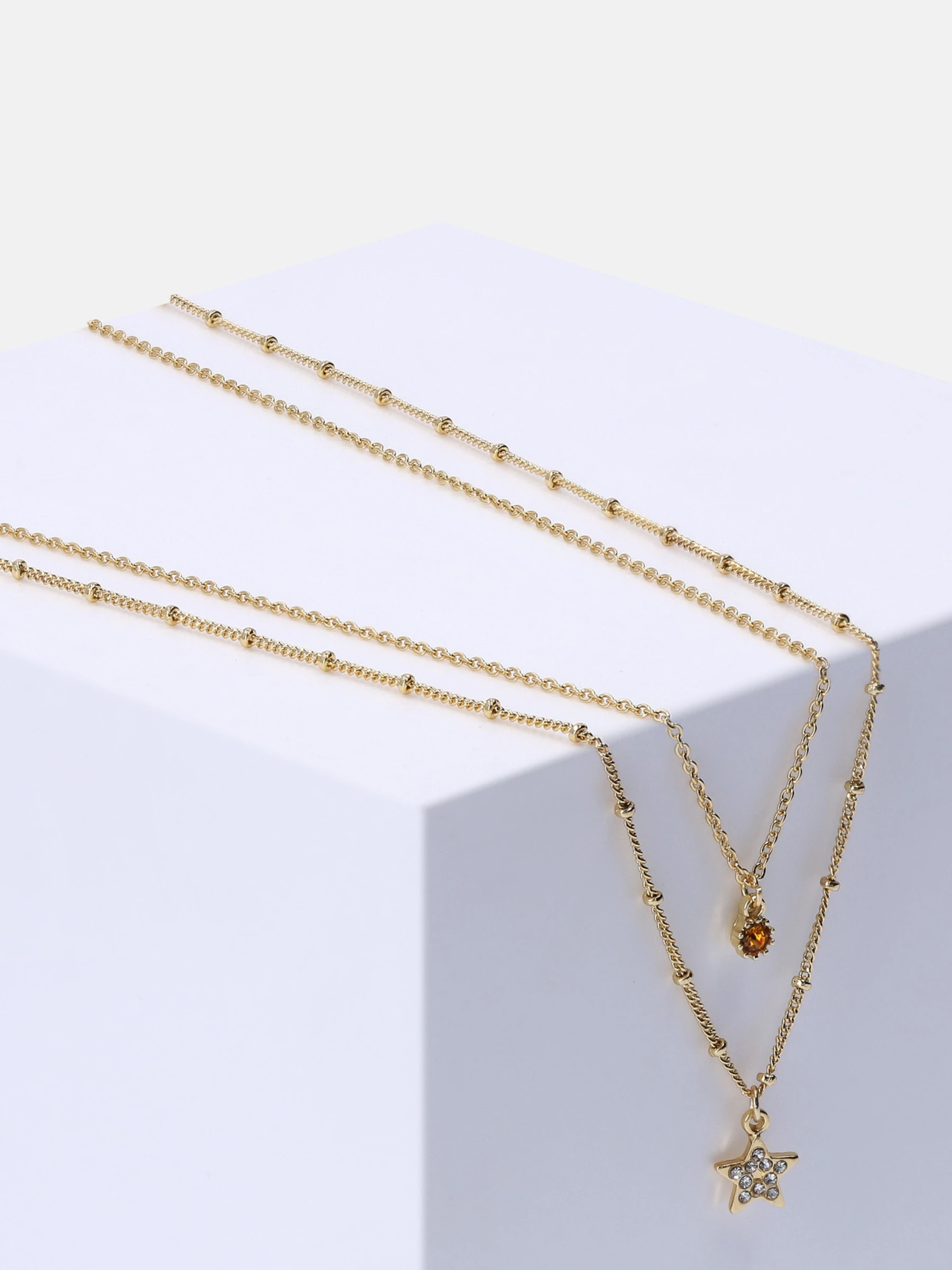 Accessories Layeringkette Mit Strasssteinen Und Sternanhänger – Bild 2