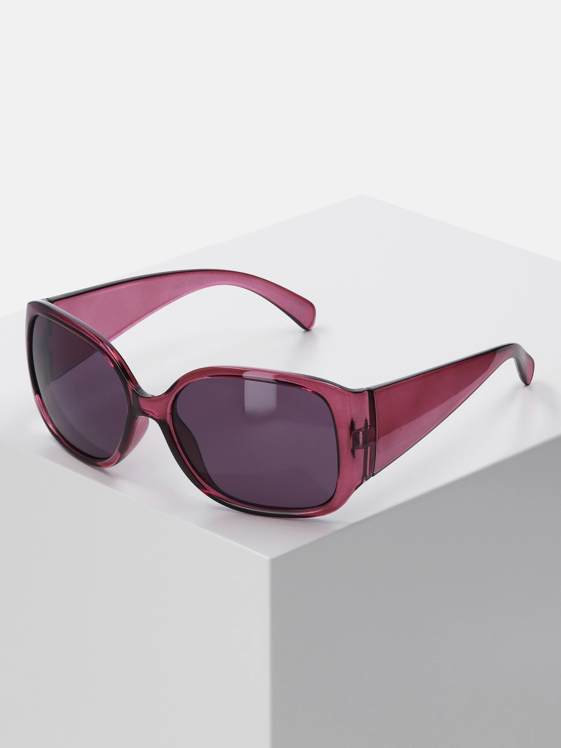 Accessories Sonnenbrille Mit Recyceltem Material 7 Accessories Sonnenbrille Mit Recyceltem Material – Bild 5